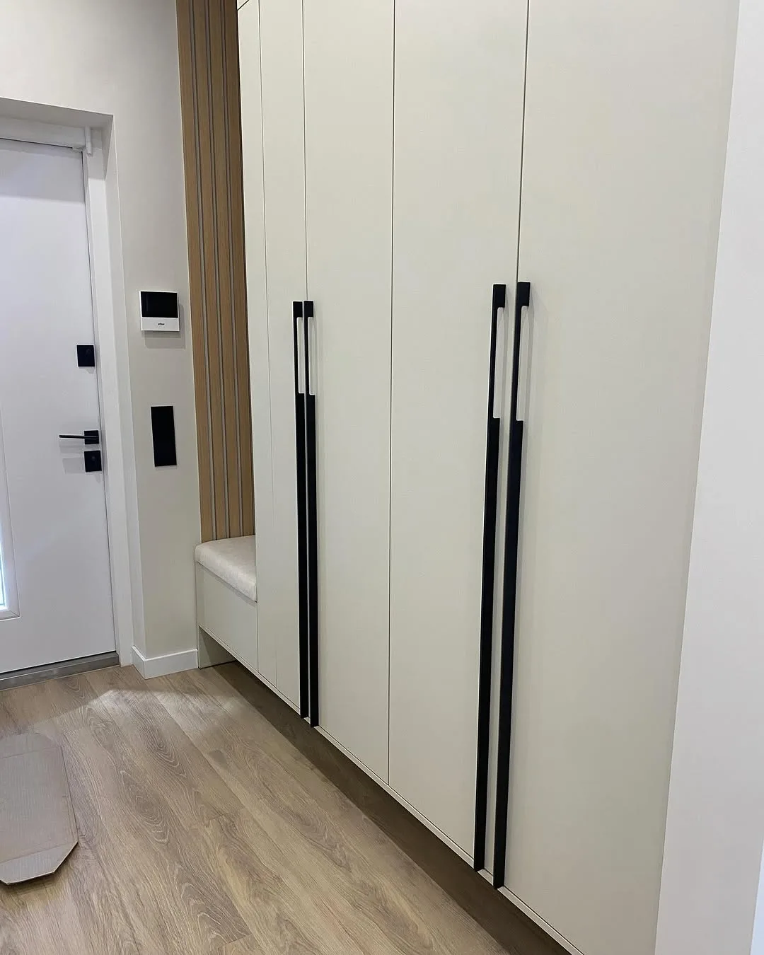 Bespoke fitted wardrobes & dressing room — Islington, London
