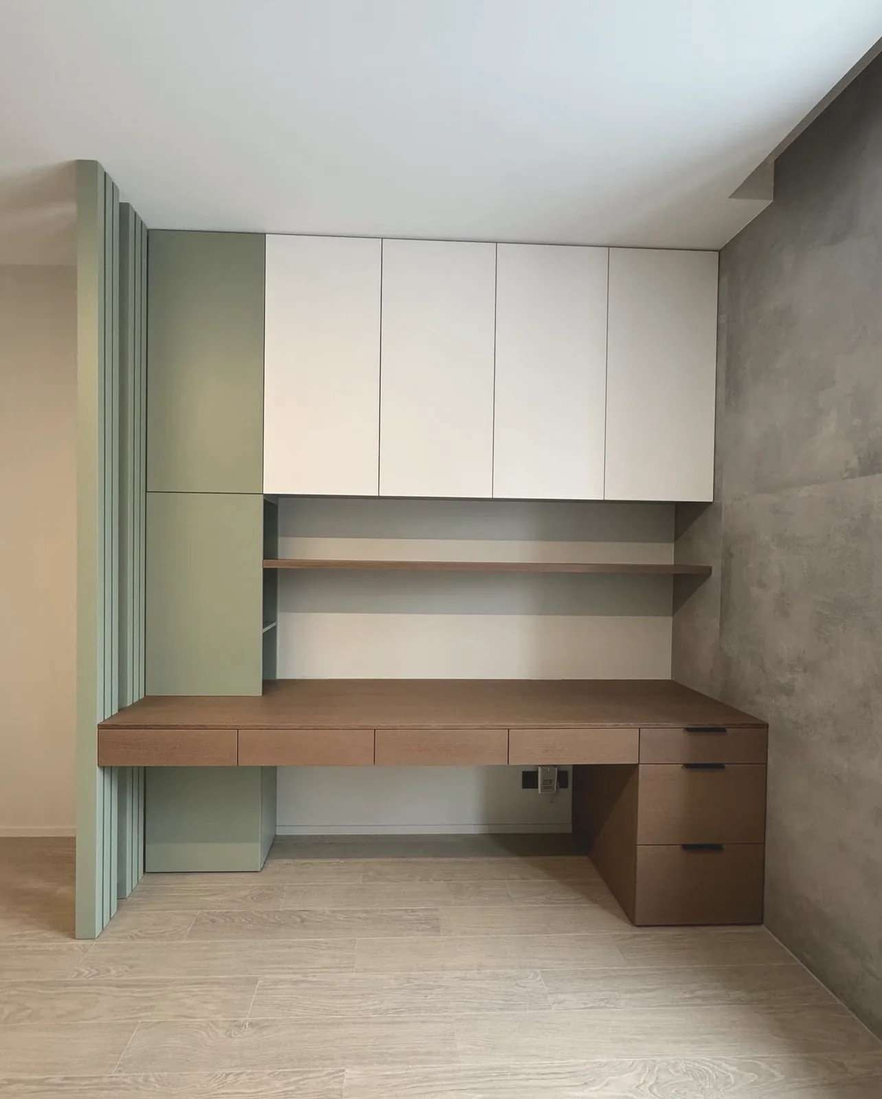 Home study with fluted sage screen — London