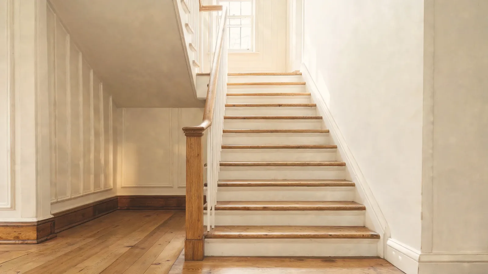 Staircases and handrails