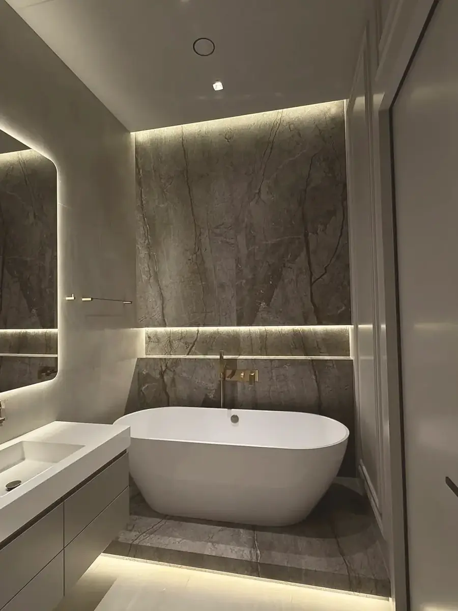 Luxury bathroom with freestanding bath — Herne Hill, London